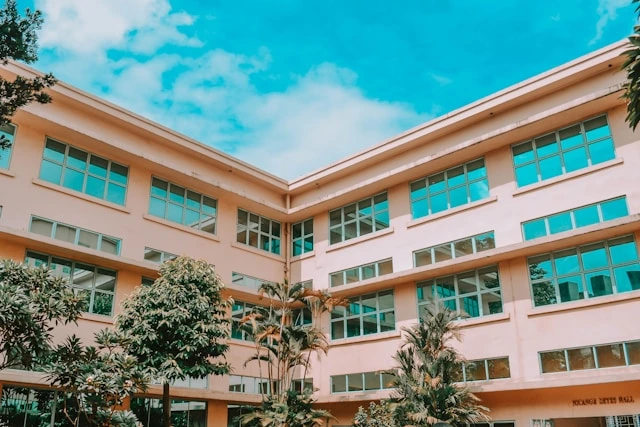 Sekolah Balqissumber